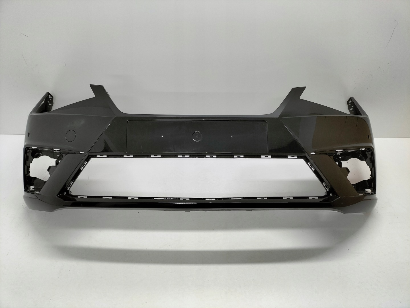 front bumper front SEAT IBIZA V 6F0 17
