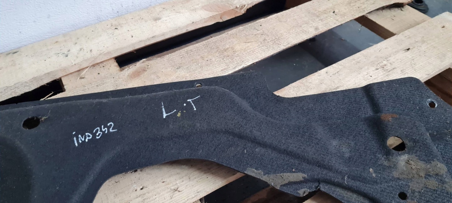 Q7 4M cover cap cover chassis left left rear part 4M0825213J