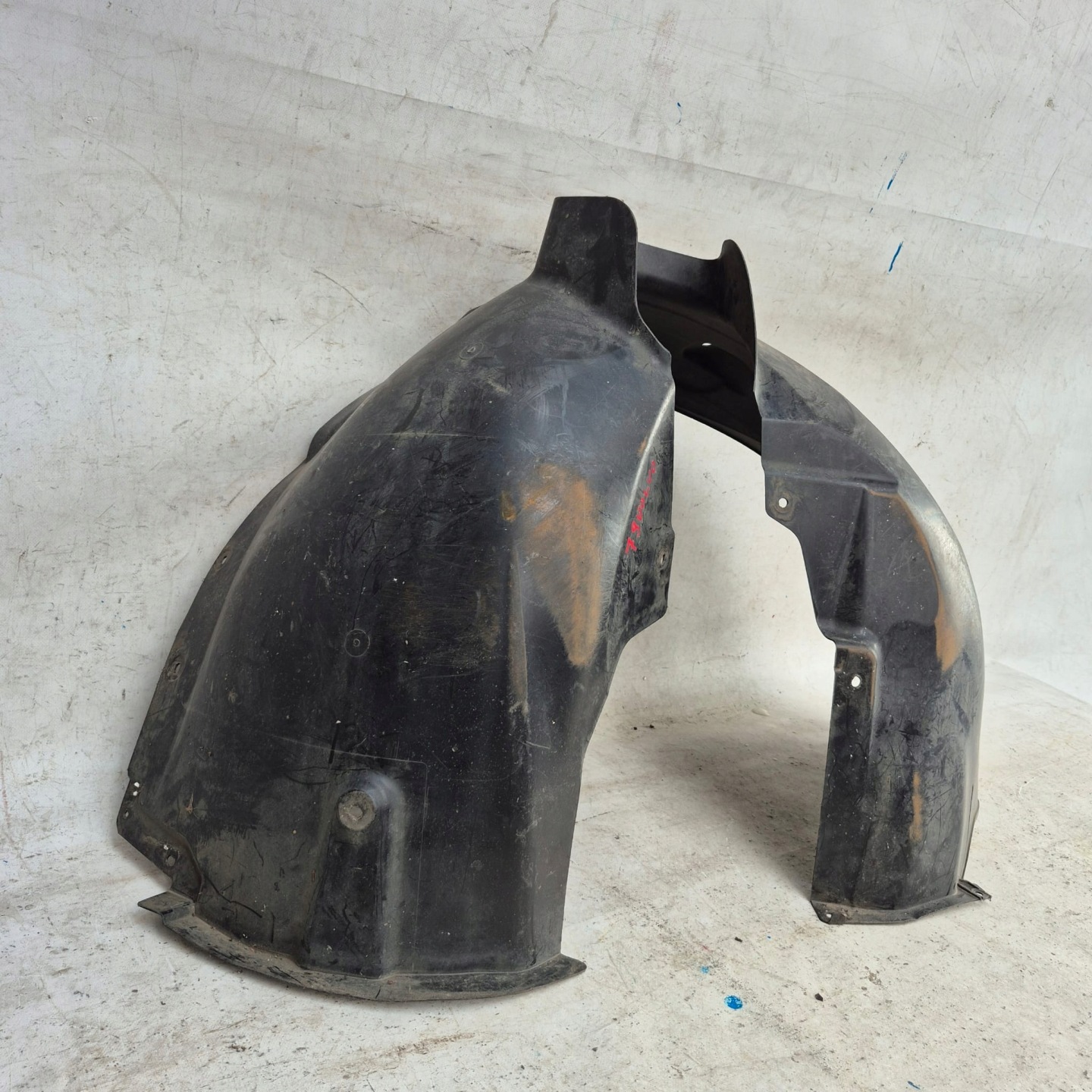 POLESTAR 2 20-> mudguard front front left