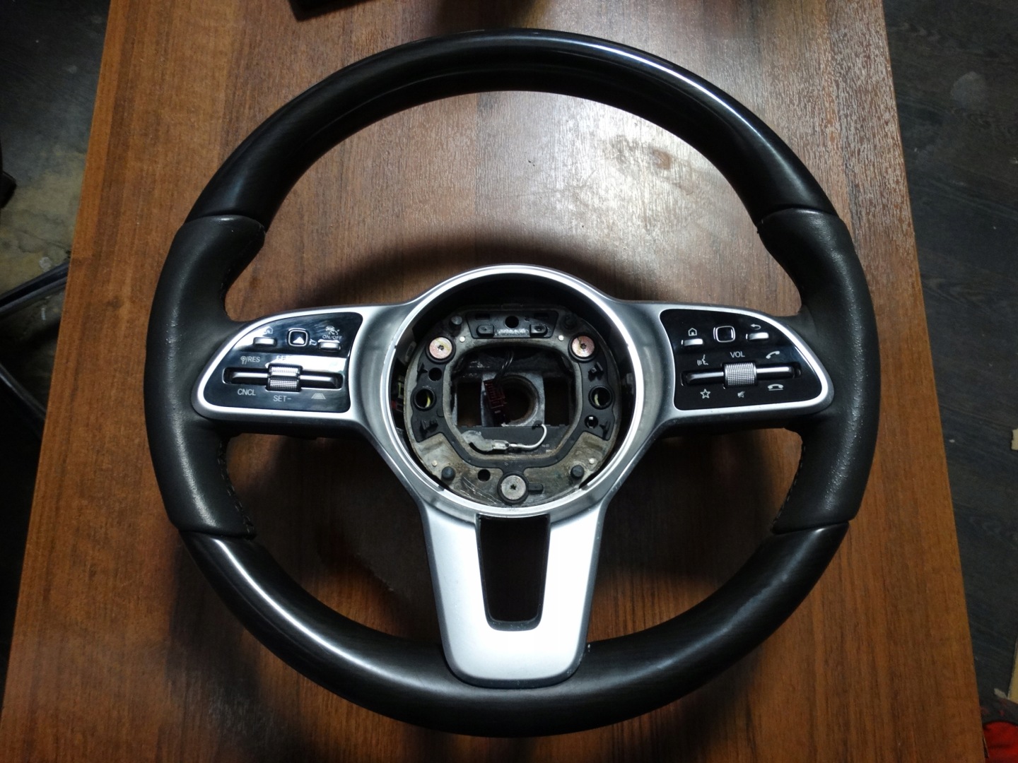 kormány fa MERCEDES W167 X167 1