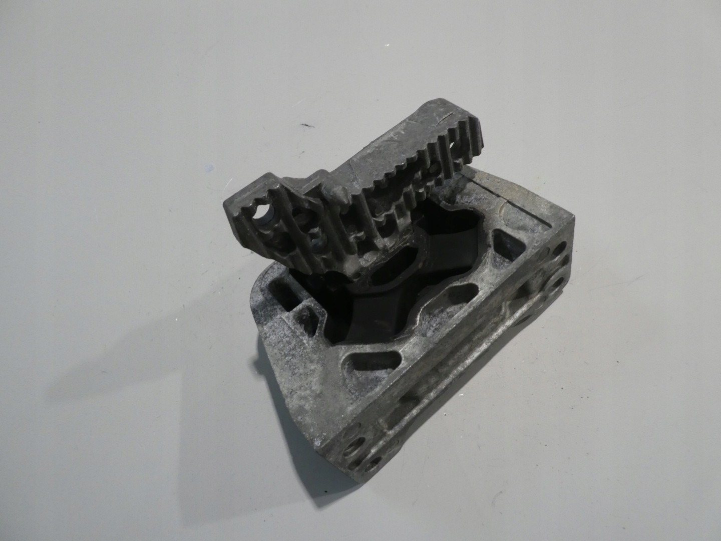 engine mount MASTER III 112108180R