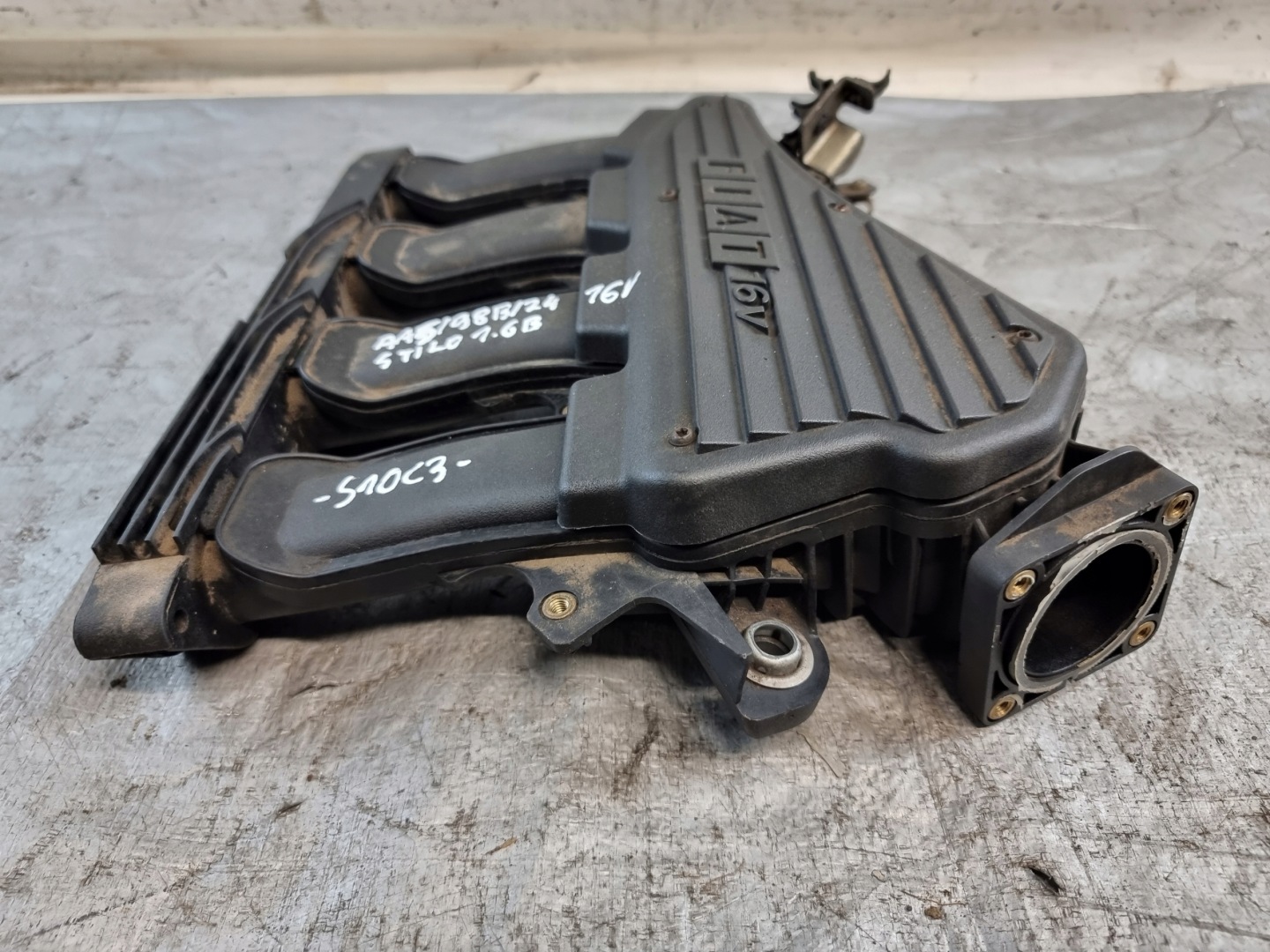 intake manifold OE 46535698 FIAT STILO 1.6B 16V