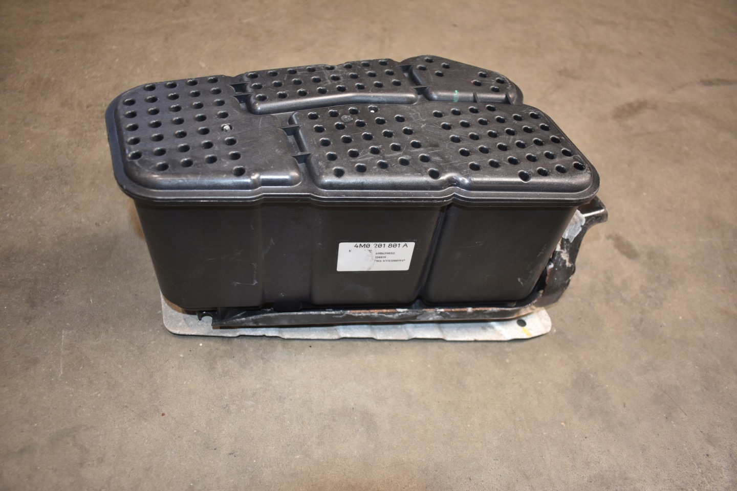 perfect condition carbon filter LAMBORGHINI URUS 1