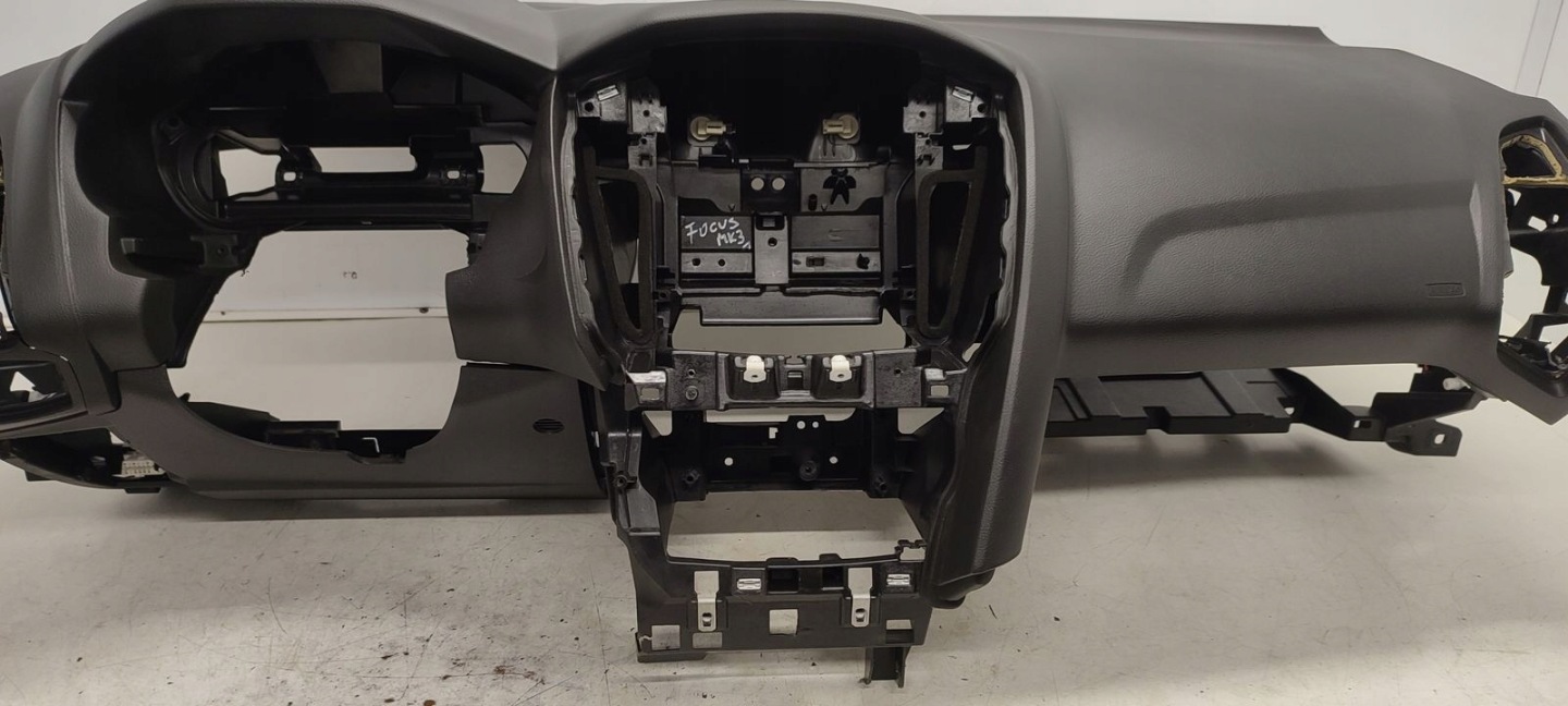 dashboard console airbags Ford Focus MK3 kombi
