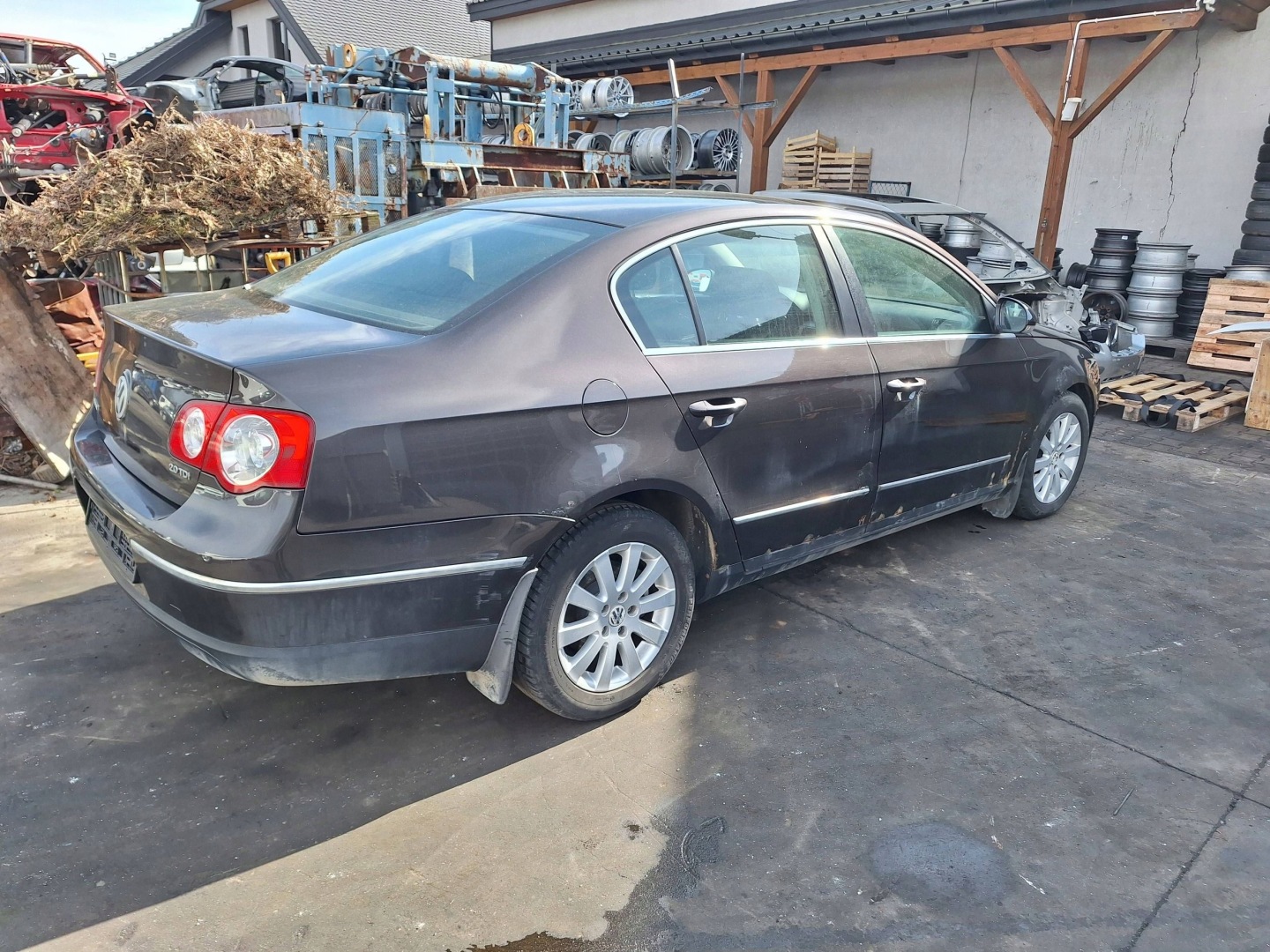 VW Volkswagen PASSAT B6 3C 3C2 3C5 engine 2.0 TDI BMR 170KM