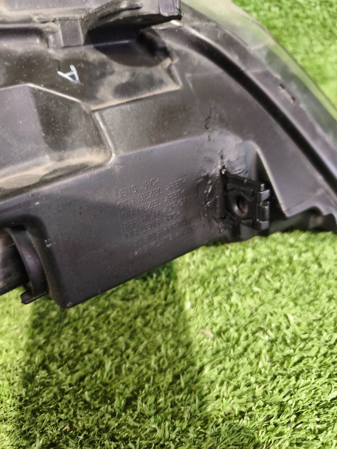 REFLEKTOR left right front KIA CEED and LIFT 09- KOMPLET NR.R1404
