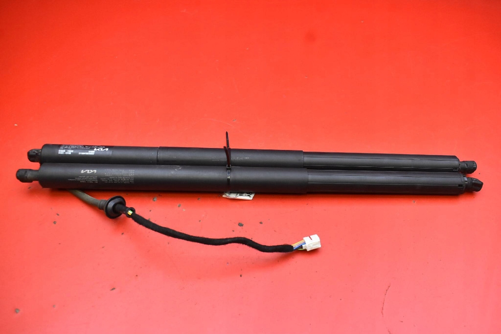 damper SILOWNIKI bonnet 81831-CV100 KIA EV6 GT-LINE 21