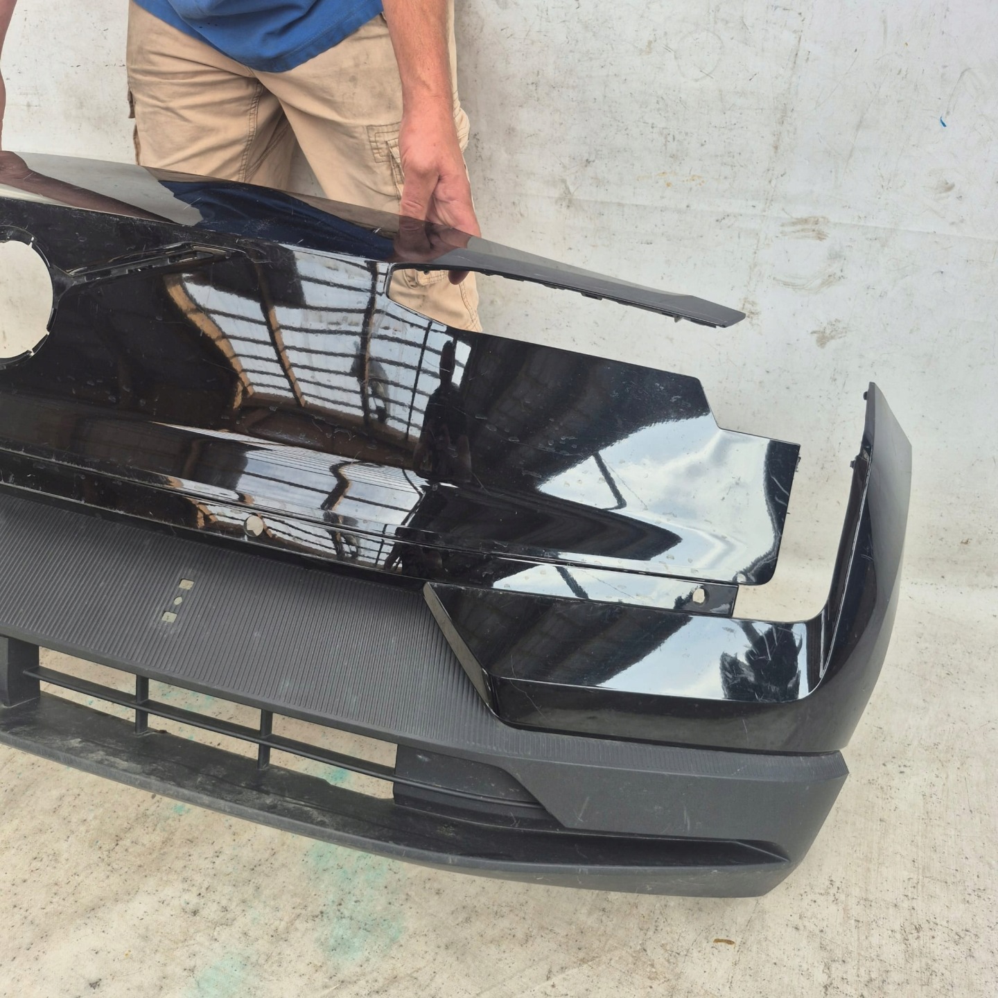VOLVO EX30 EX 30 23- bumper front front PDC