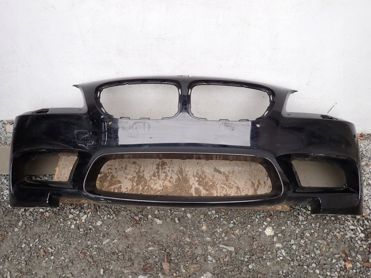 bumper front front BMW M5 F10 2011-2016R 51118050635