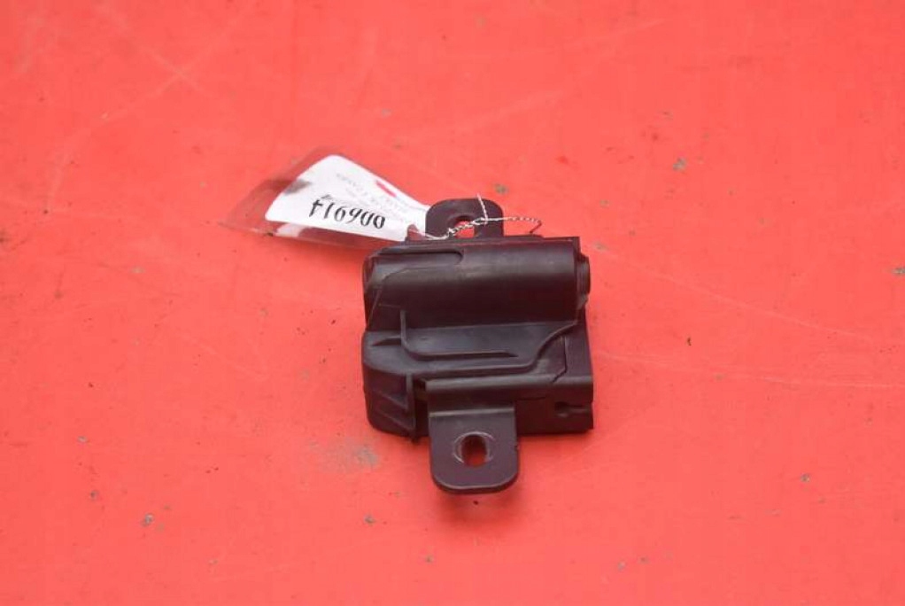 bonnet latch lock VOLVO V60 1 and 10-13