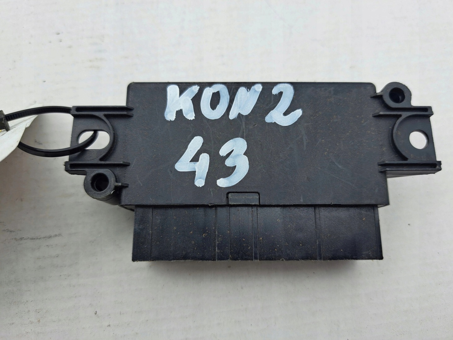 NISSAN computer ECU control unit E116731 285384ET1C