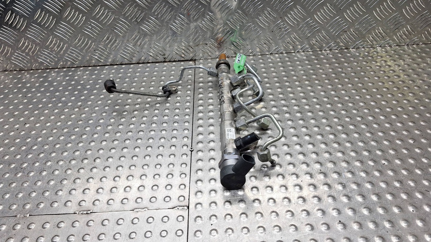 injection ramp sensor 03L089M LEON II SUPERB II GOLF VI A3 8P TT 2.0TDI