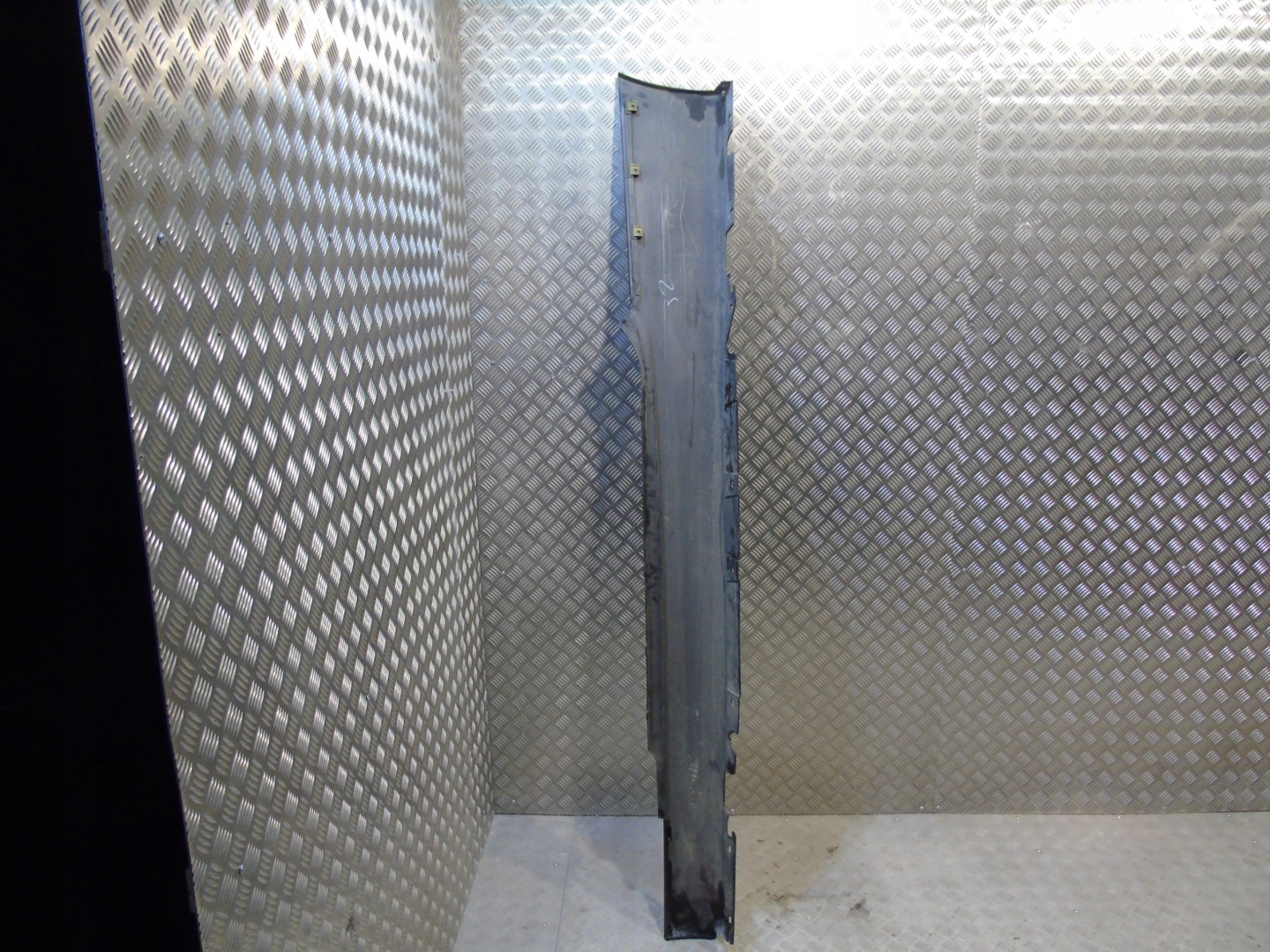 perfect condition moulding threshold right BMW E92 E93 LIFT 1