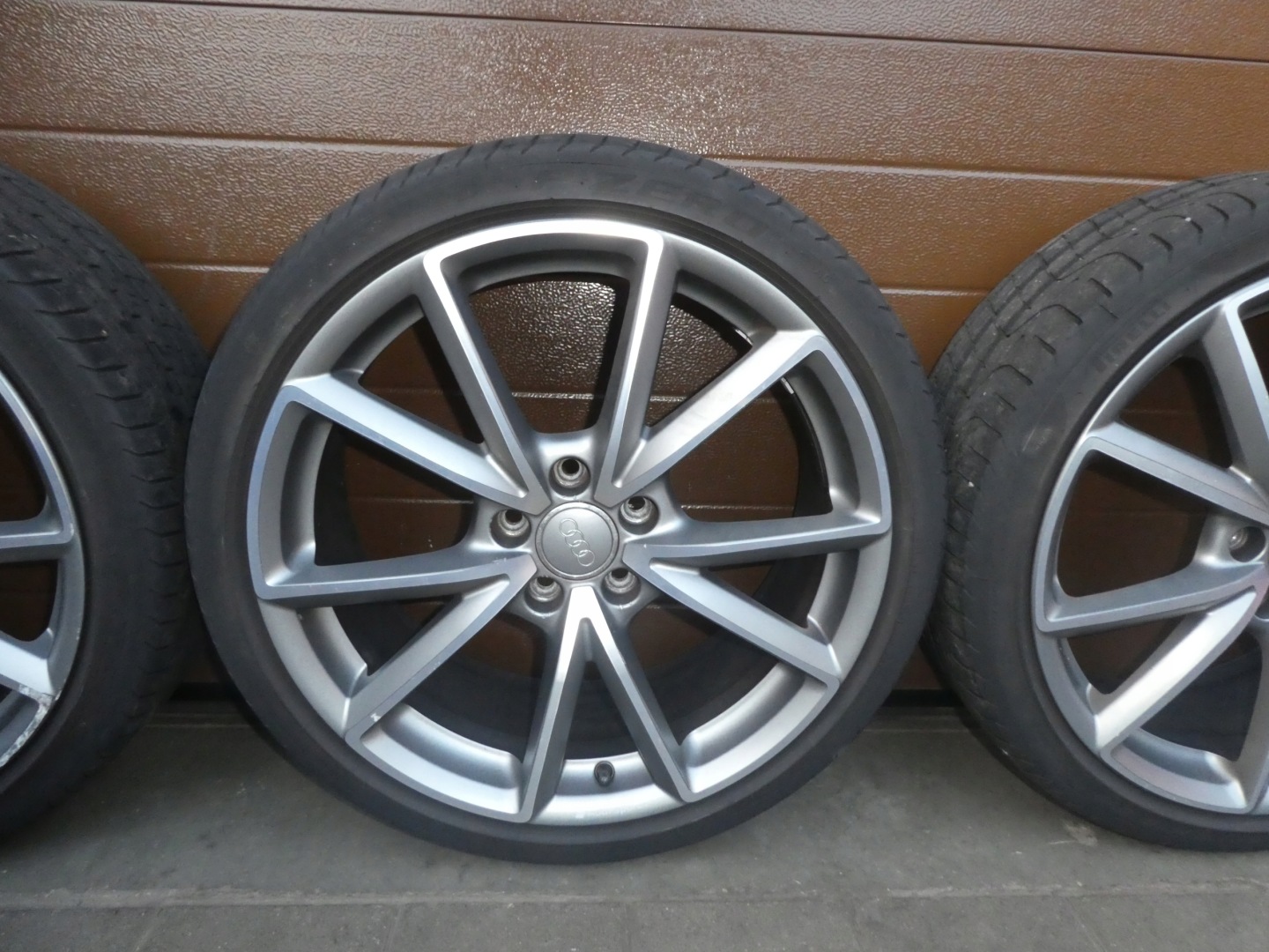 discs aluminium disc AUDI S3 A3 wheels 235/35/19 8V0601025FE