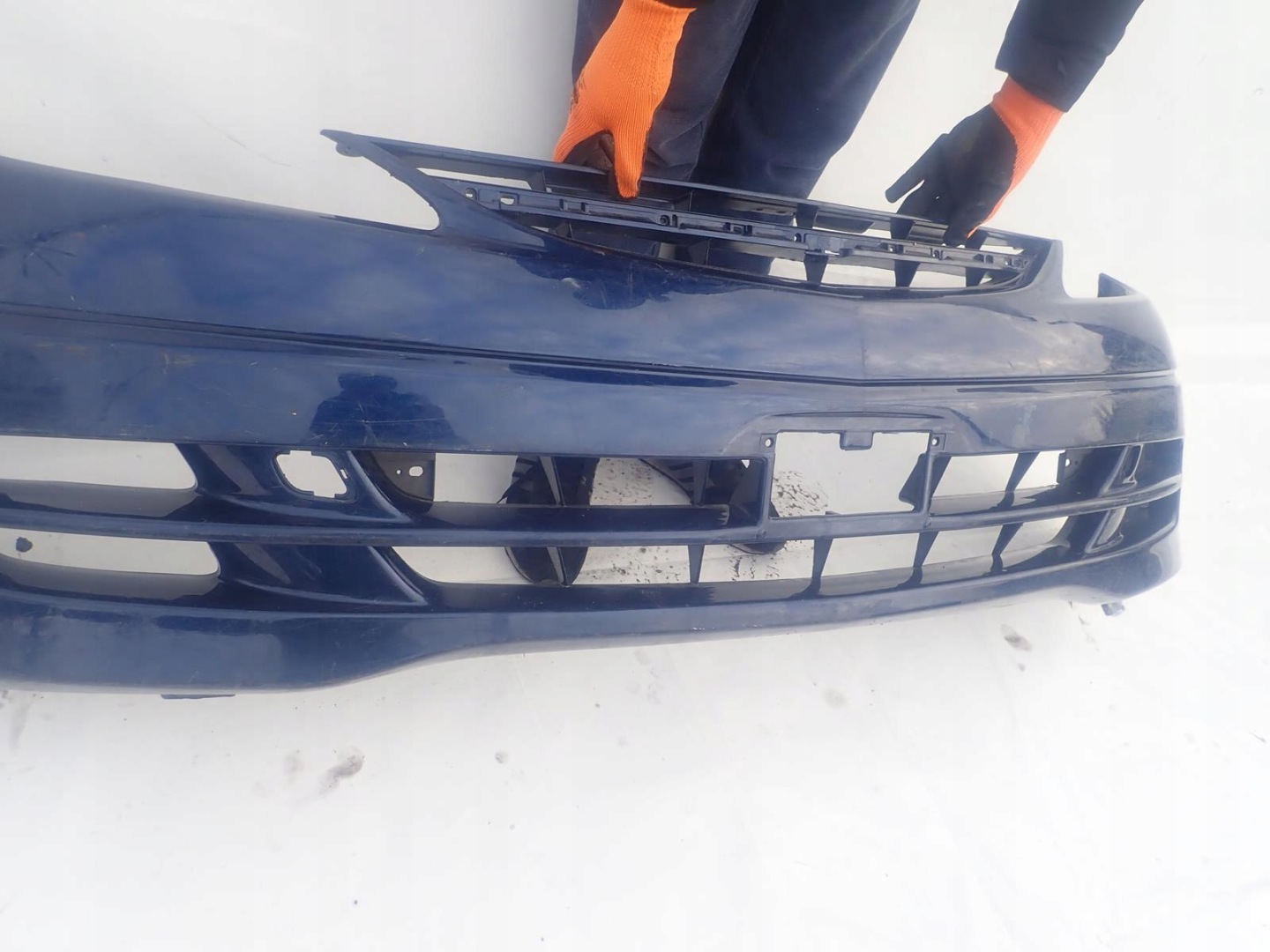 TOYOTA PREVIA II 2 00-04 bumper front front PDC