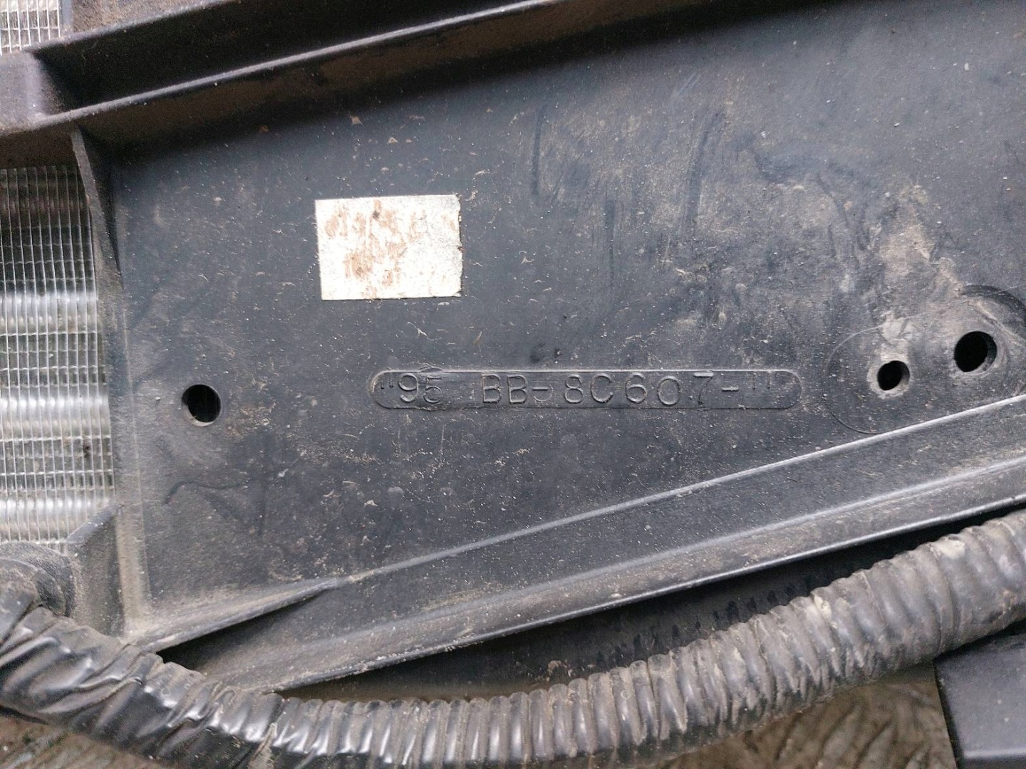 chladiče KOMPLET + ventilátor FORD MONDEO MK2 1.8 TD 95BB-8C607