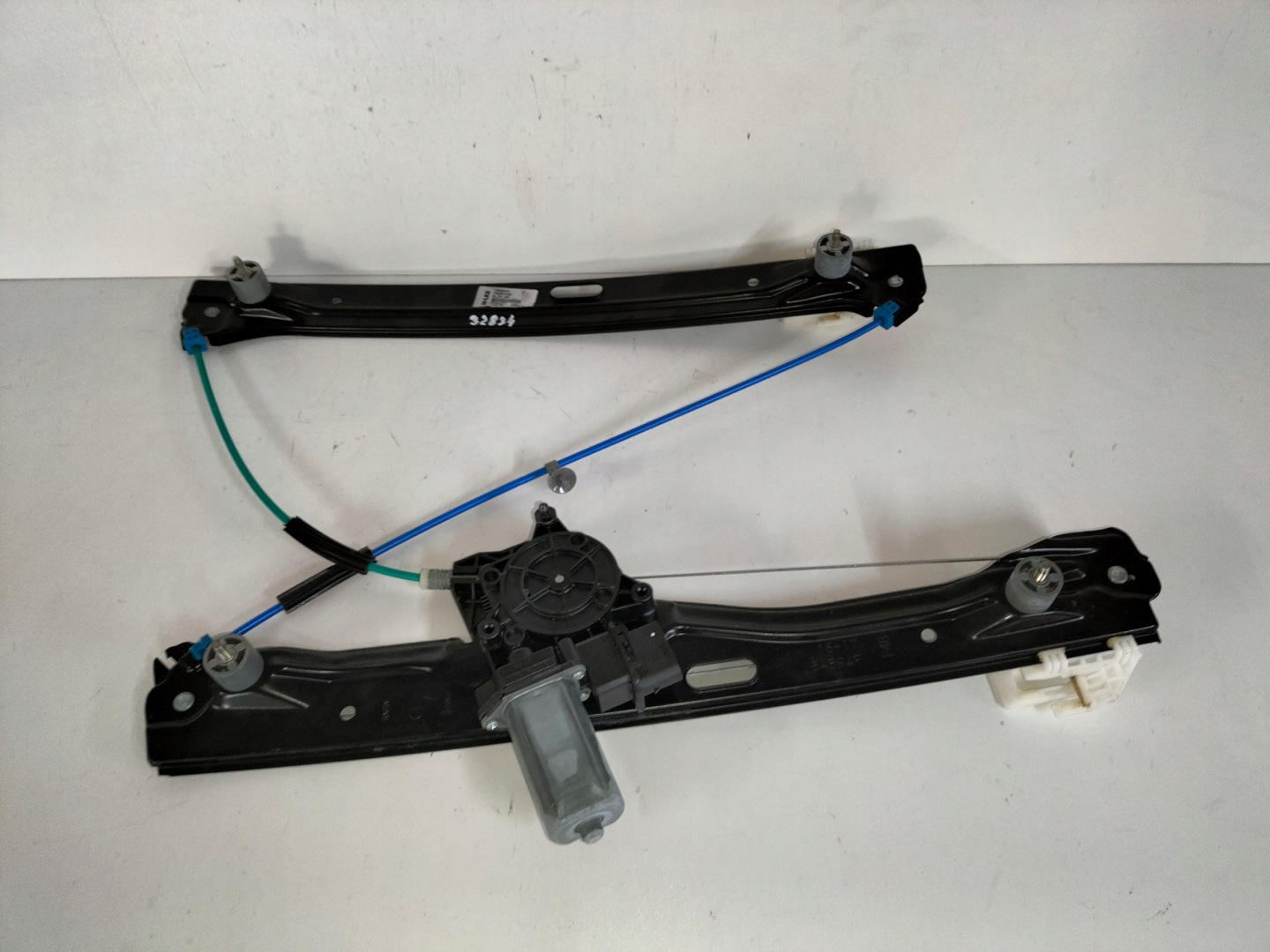 window regulator przedniej front right BMW X1 F48 15