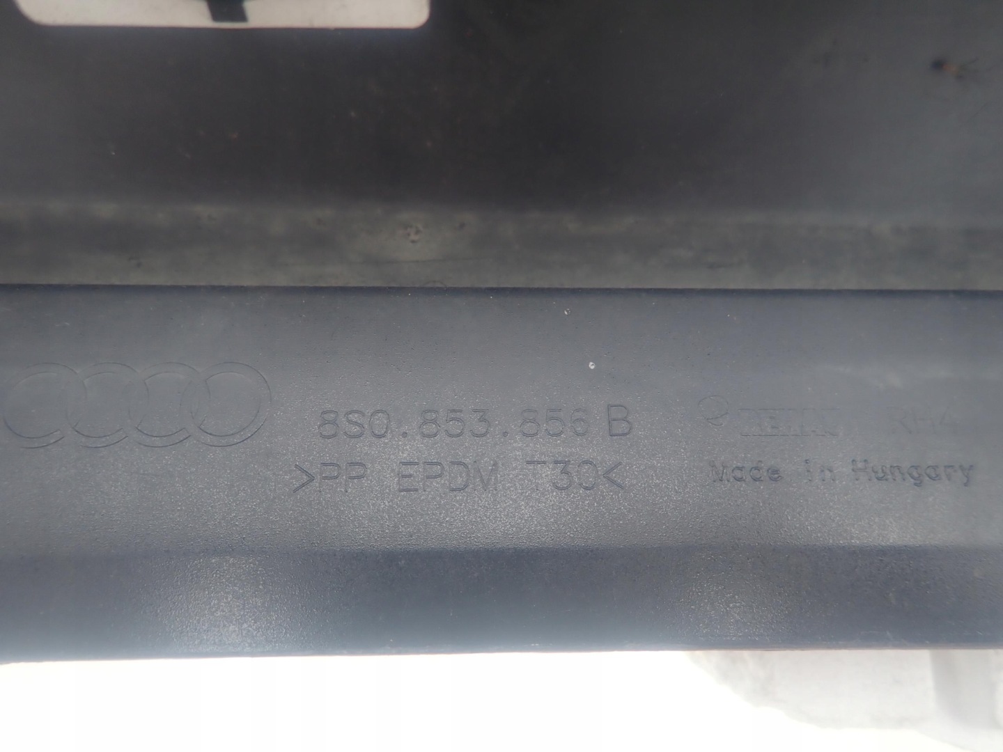 AUDI TT III 8S0 14- threshold right moulding threshold