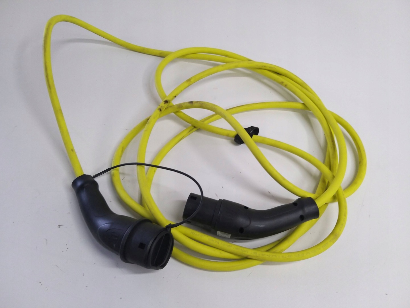VW e- UP KABEL LADUJACY SAMOCHOD electrical 089110232