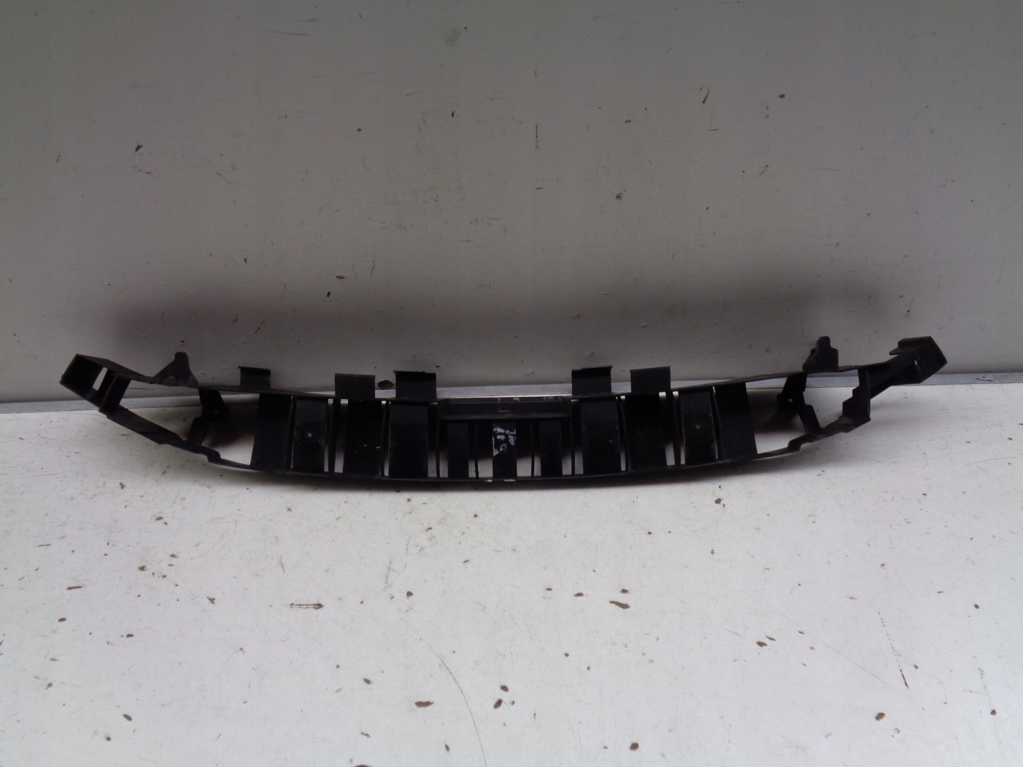 ABSORBER of a bumper front FORD FIESTA MK8 17