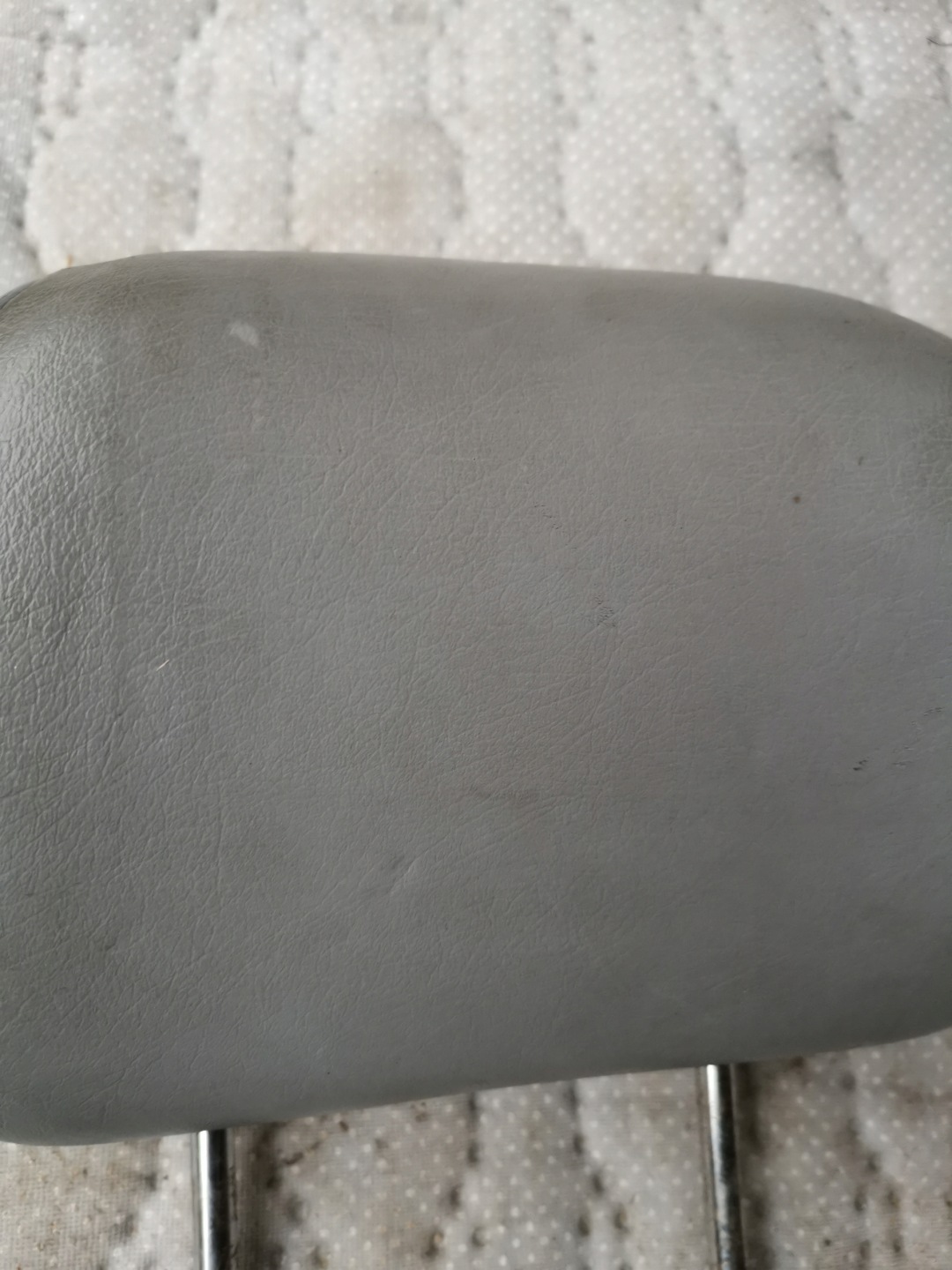 rest seat grey leather MERCEDES w124 kanapy