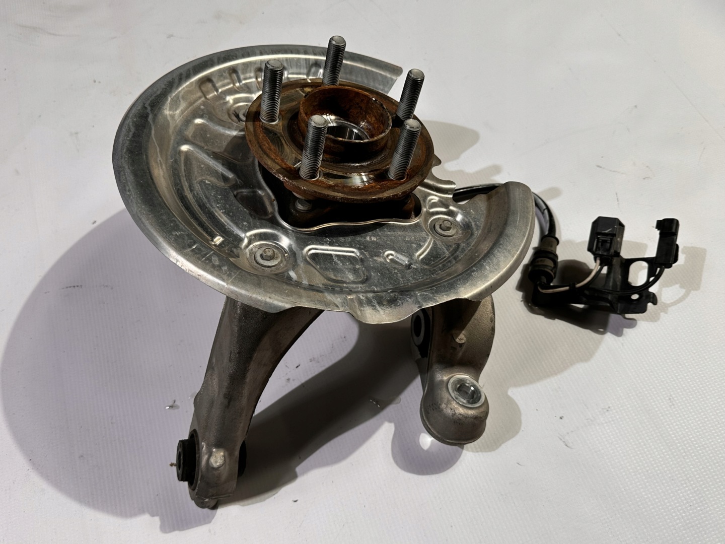 swing of the pivot disc bundle ABS left rear part rear Ford Explorer 2020+