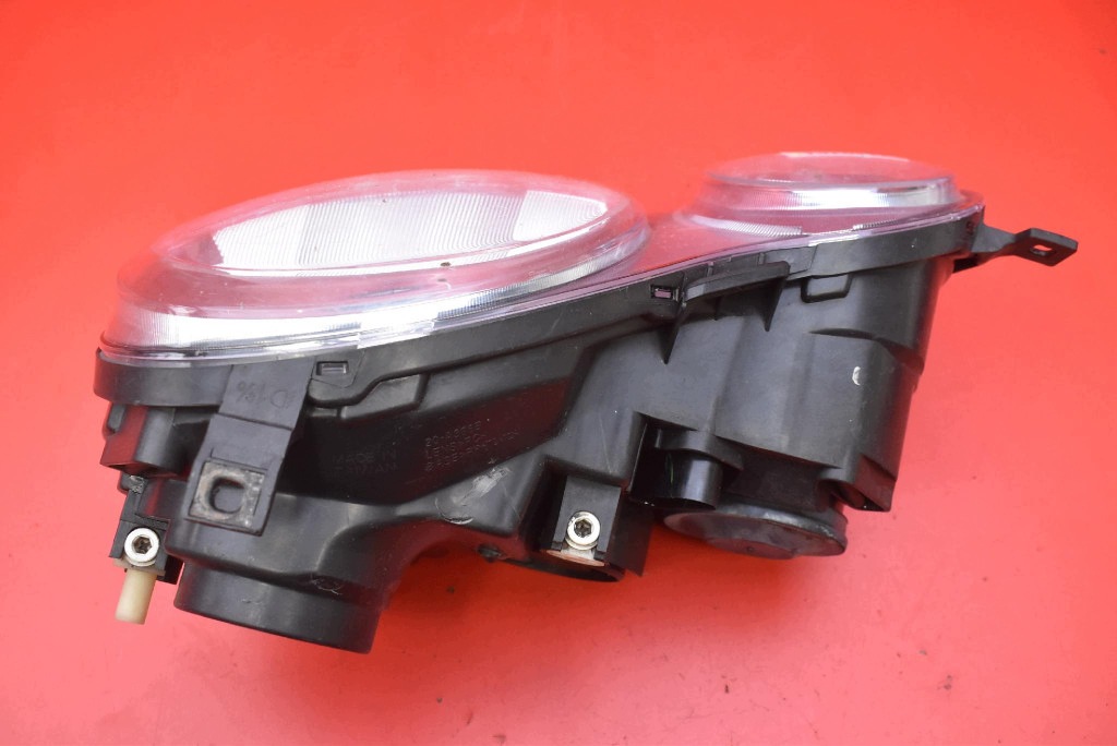 REFLEKTOR left light front EU 20-A386B VW POLO 4 IV 9N 01-05