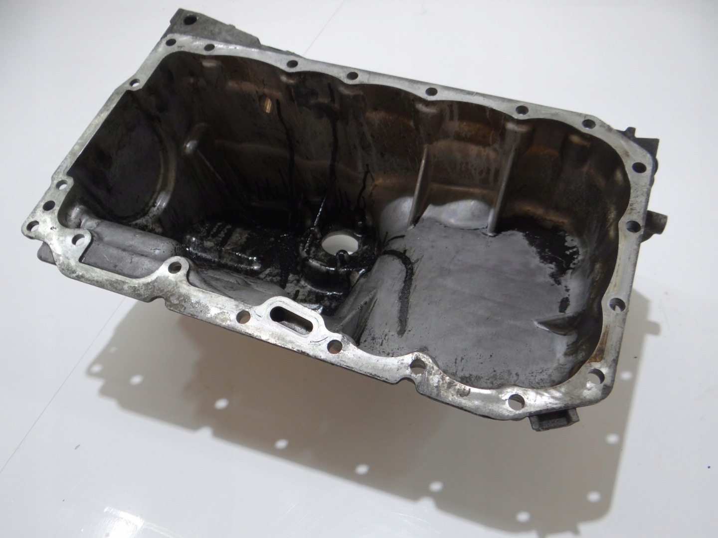 ölwanne BMW E60 E61 N47D20A 2.0D OE 7803071 (20189966)