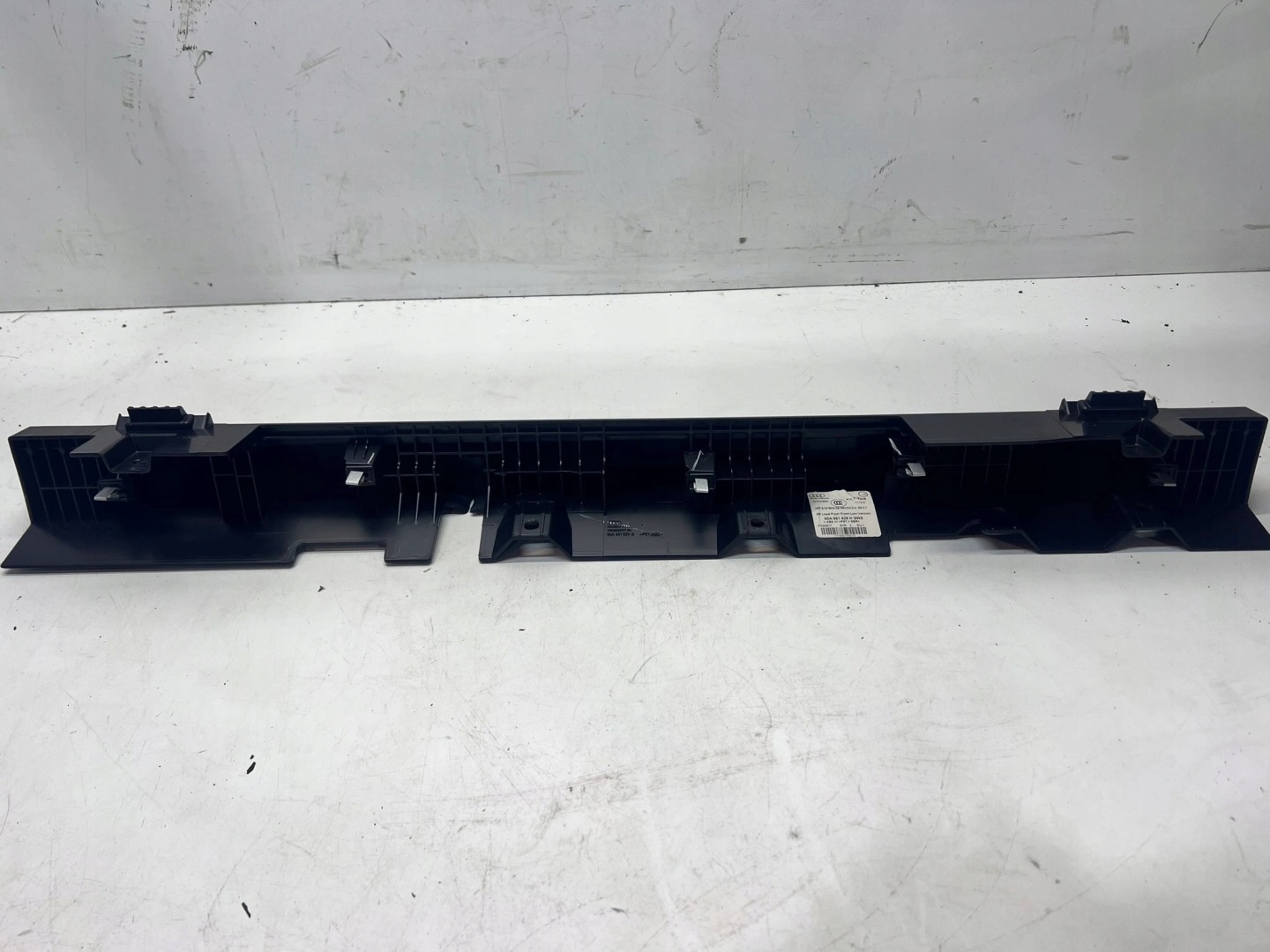 floor moulding boot front AUDI Q5 FY 80A861529H GW8