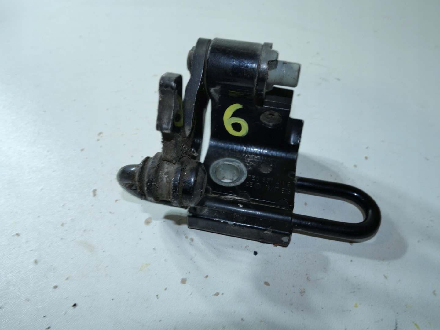 hinge door front front left VW T6 7E0831411B