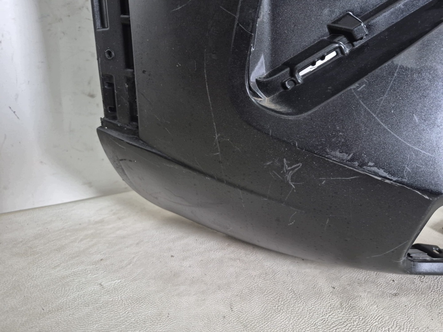 VOLVO XC90 II LIFT 25- bumper front front SPR PDC 32345711