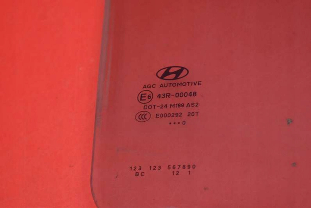 window side right rear part rear HYUNDAI IX35 09-13