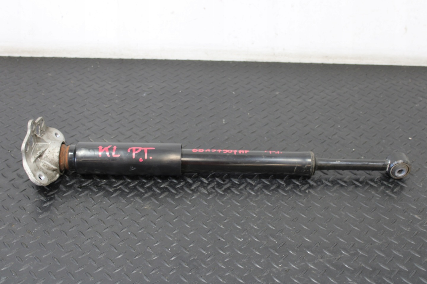 Stoßdämpfer heck JEEP CHEROKEE KL 68157907AF