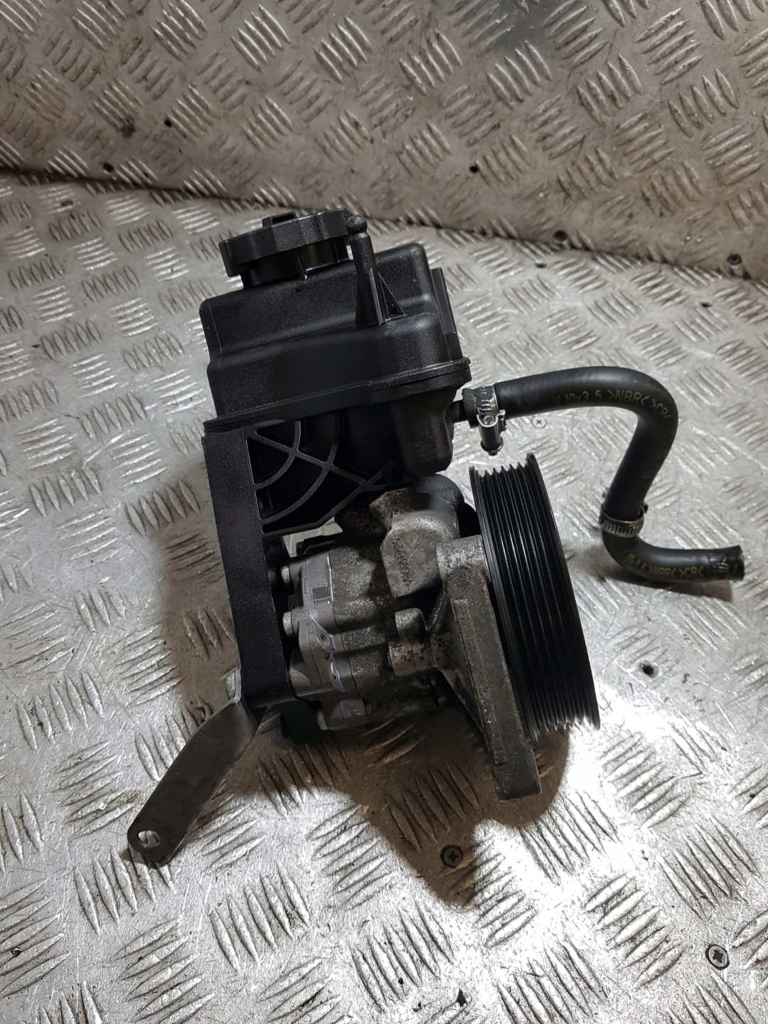 servo pump MERCEDES-BENZ SPRINTER 906 2.2 CDI A0064661701 7693900511