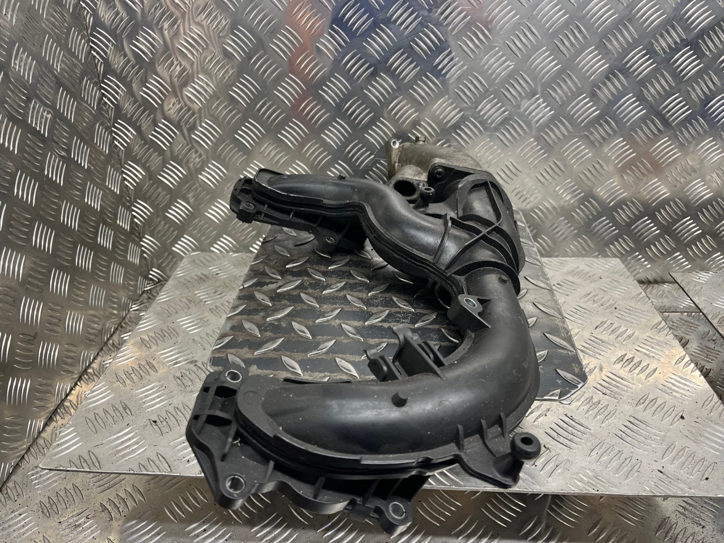 intake manifold AUDI A6-C6 059145762B / 059145997C