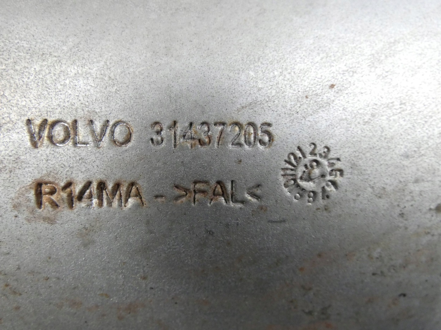 VOLVO XC90 II XC60 2.0 T8 Blende Abdeckung TERMICZNA