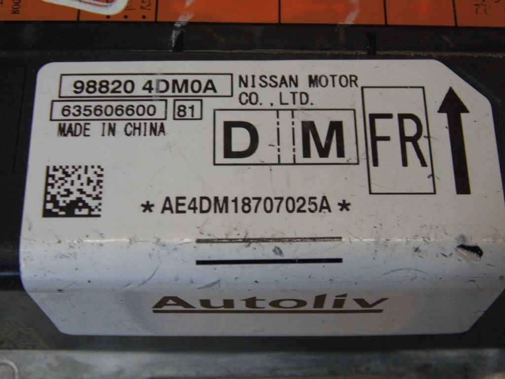 NISSAN X-TRILA T32 SENSOR AIRBAG 988204DM0A