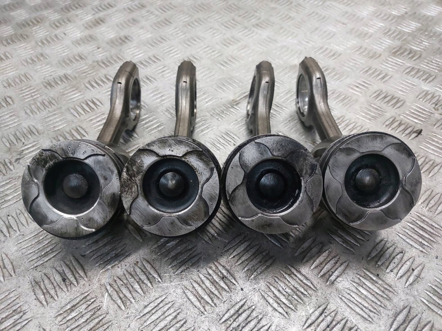 pistone + Biella PEUGEOT 407 e 1.6 HDI 9HZ