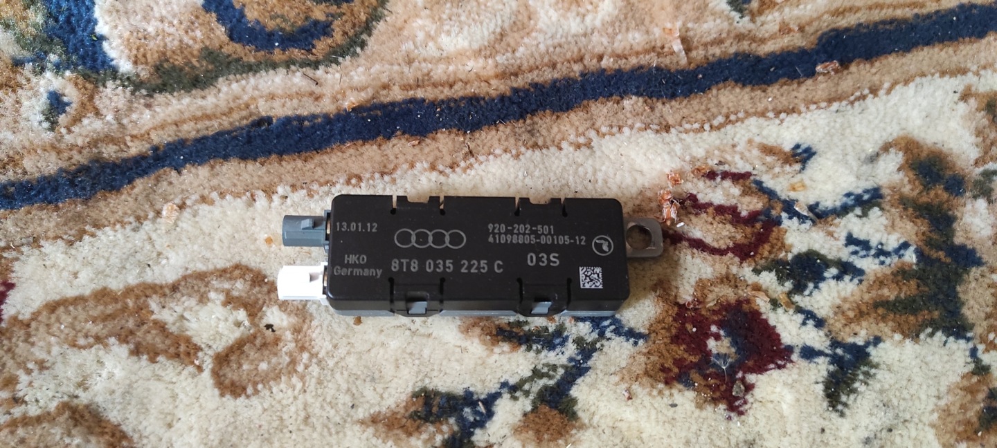 antenna amplifier ANTENY 8T0035225C AUDI A5 S5 8T 07-16