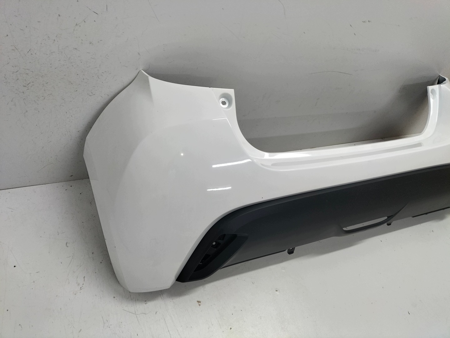 bumper rear rear part TOYOTA YARIS 4 IV 20