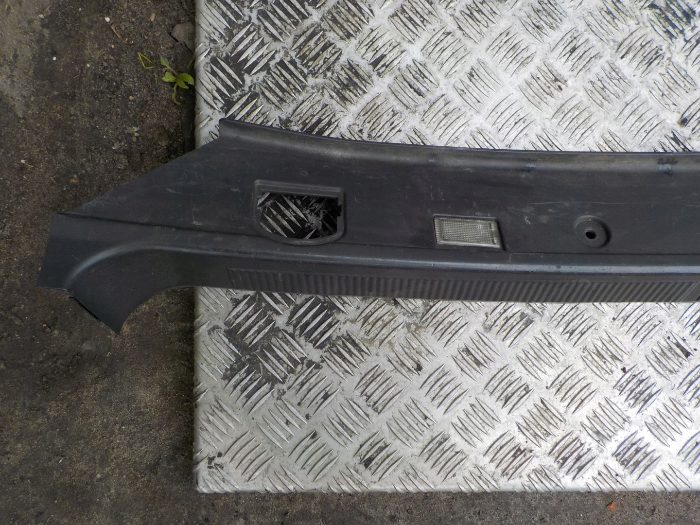 VW PHAETON moulding cover boot 4D0863471B