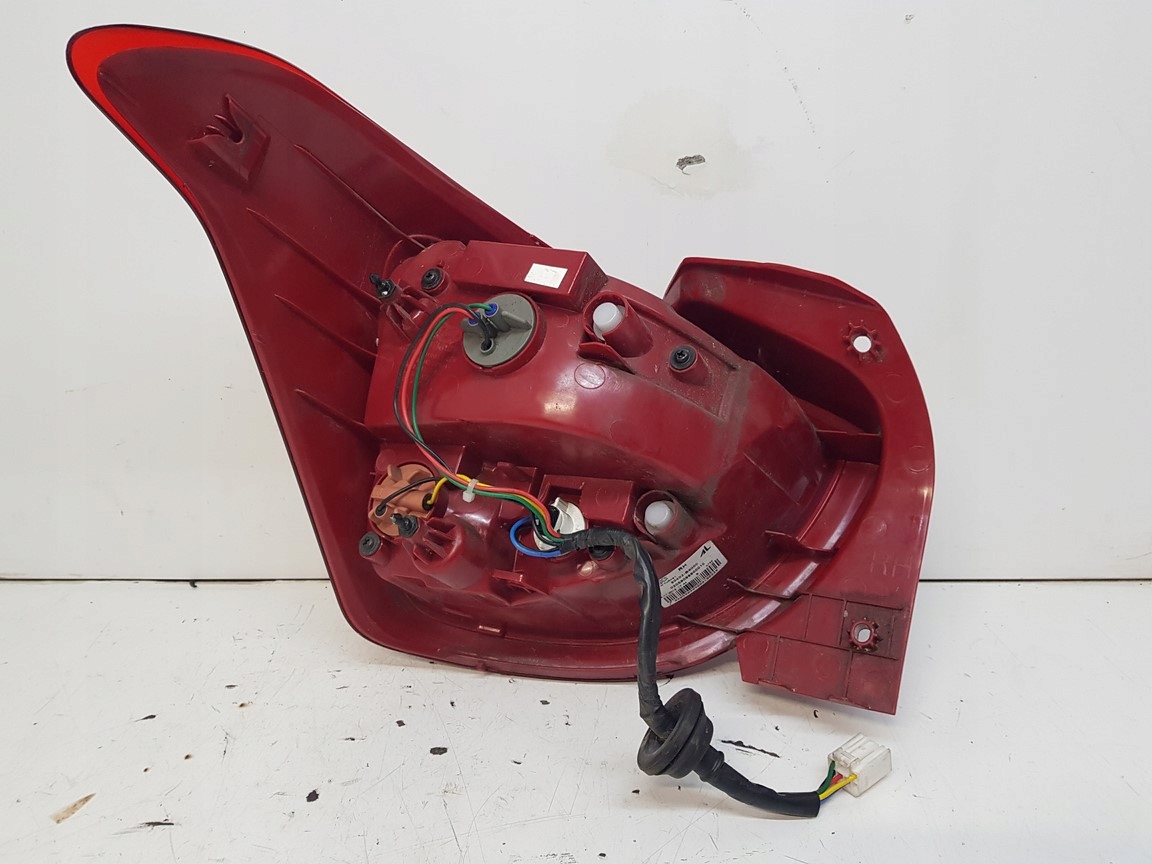 HYUNDAI I10 II light right rear part 92402-B9000 2013