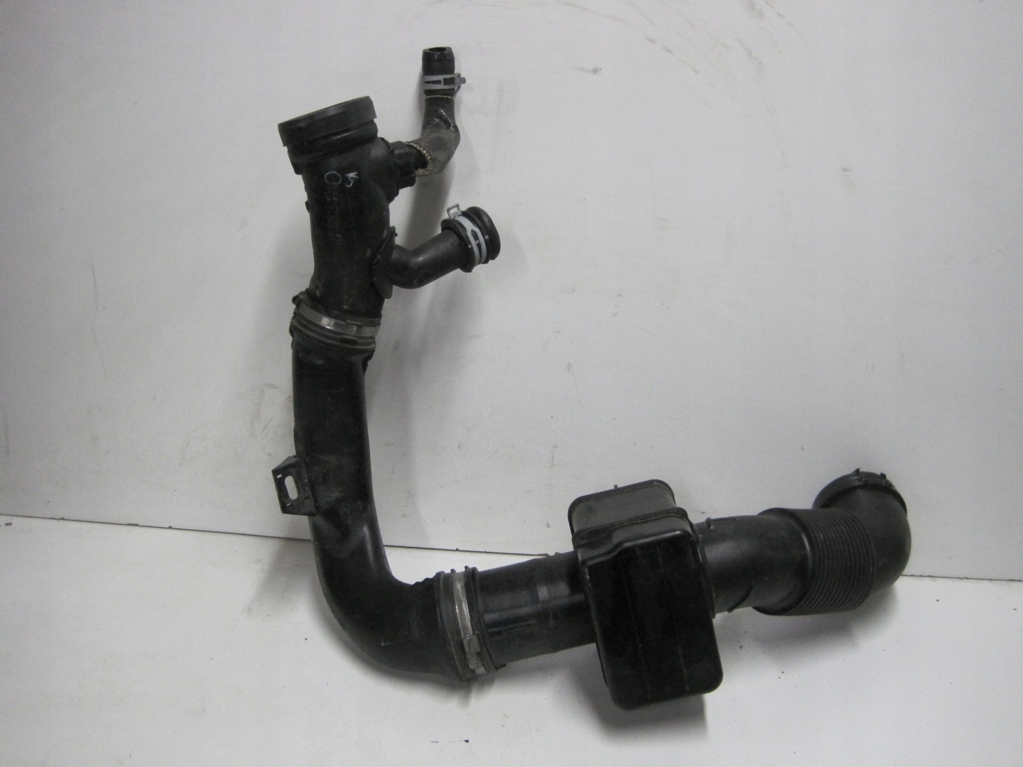 pipe LAND ROVER FPLA-9C619-CC