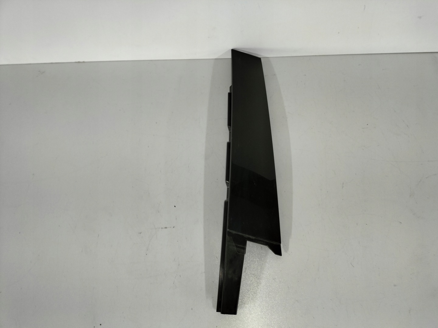 moulding cap door rear part right VW T-ROC 17