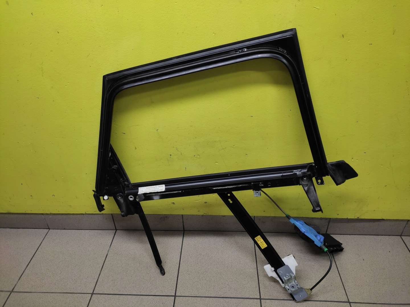 SEAT EXEO KOMBI window regulator left rear part