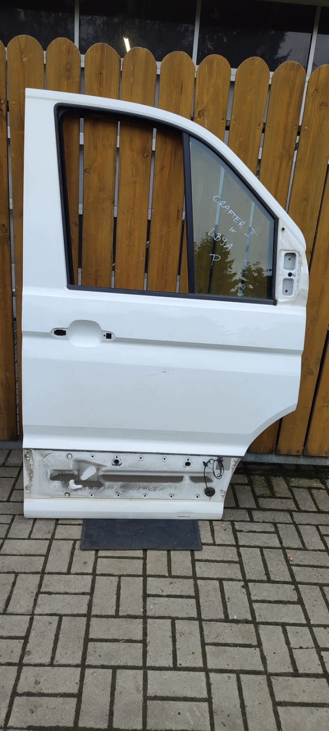 door front front right VW Crafter II 7C0
