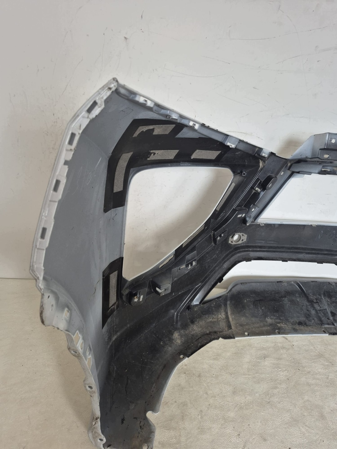 MITSUBISHI ECLIPSE CROSS LIFT 20- bumper front front PDC SPR 6400K954ZZ