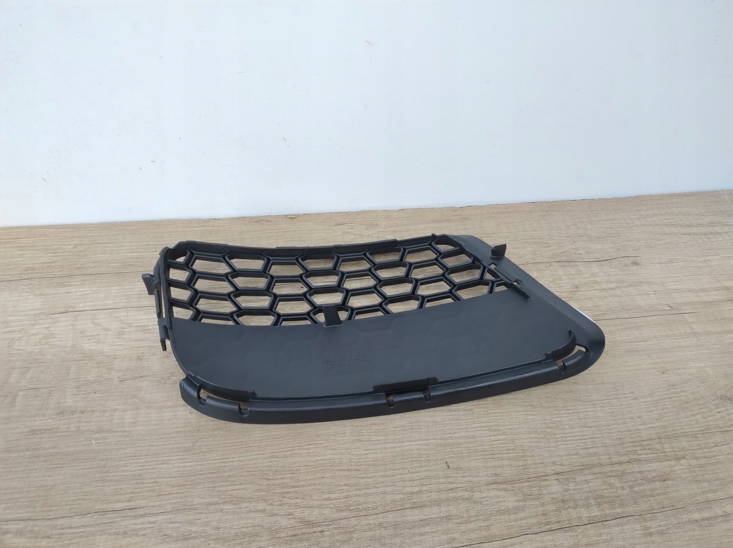 BMW X1 E84 m-packet right grid grille spoiler of a bumper K79/034