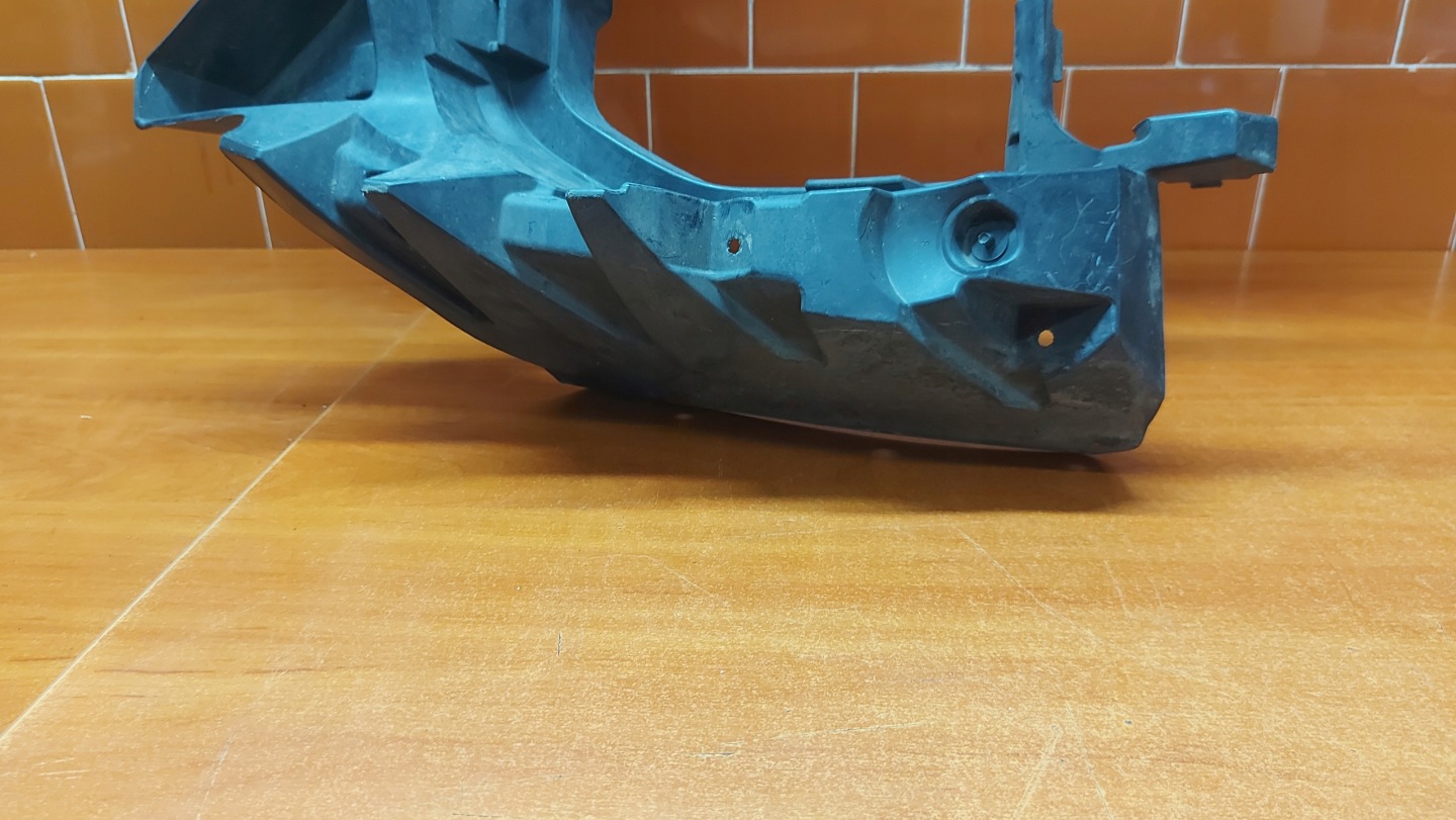 bumper bracket left front front BMW X5 G05 m-packet 18
