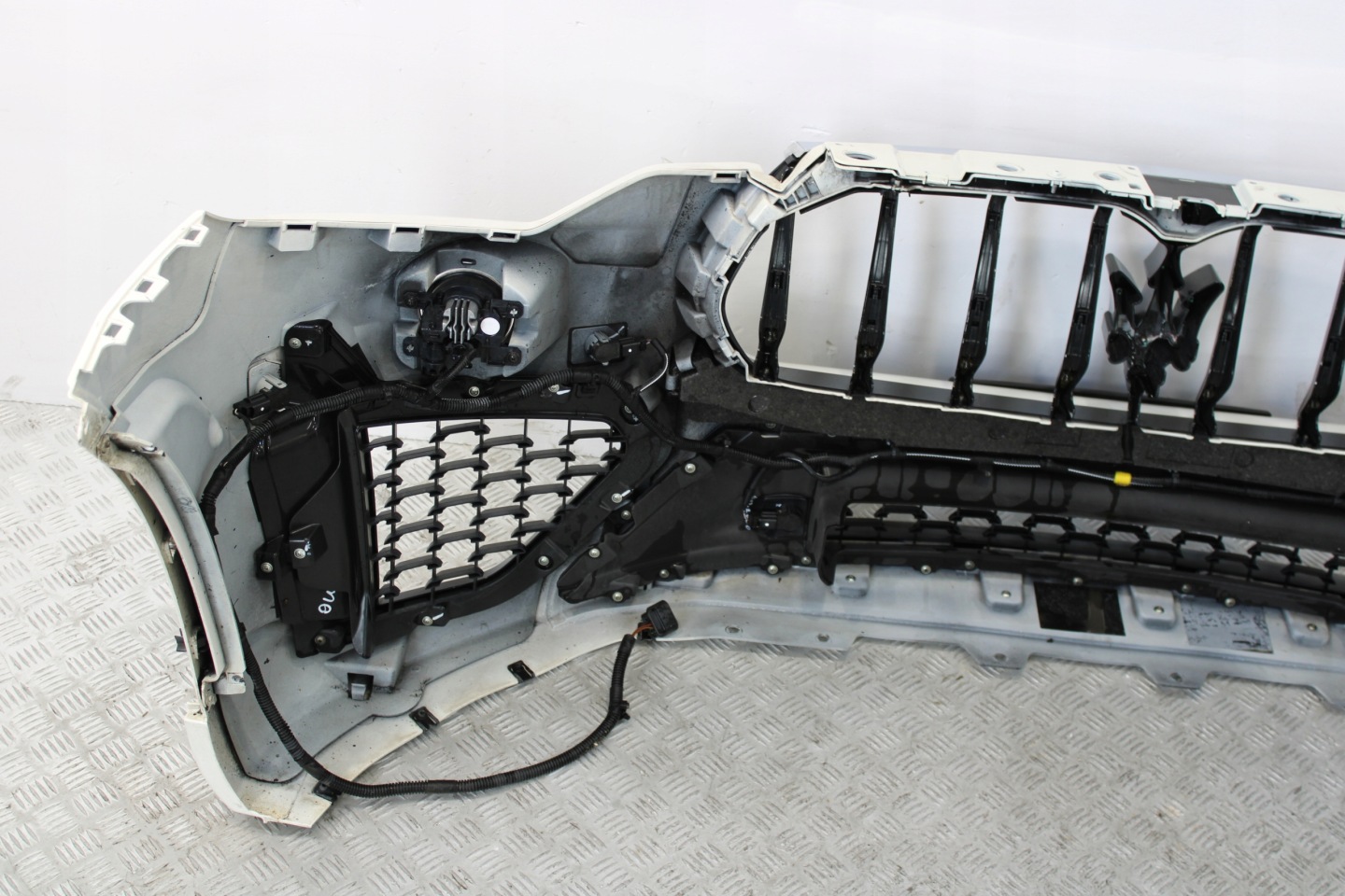 bumper front front complete 6X PDC MASERATI LEVANTE M161 GRANSPORT